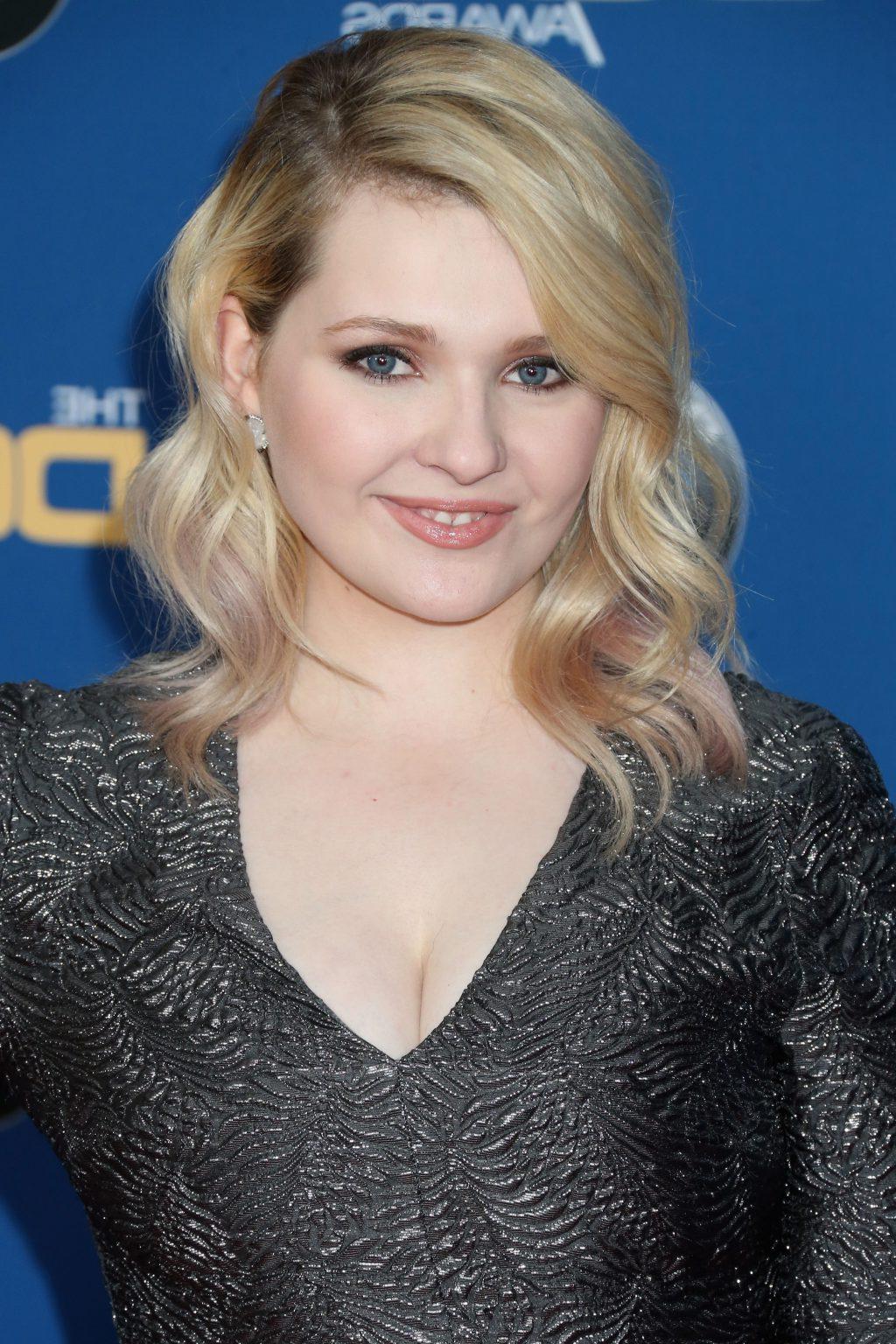 25P Abigail Breslin Erotic