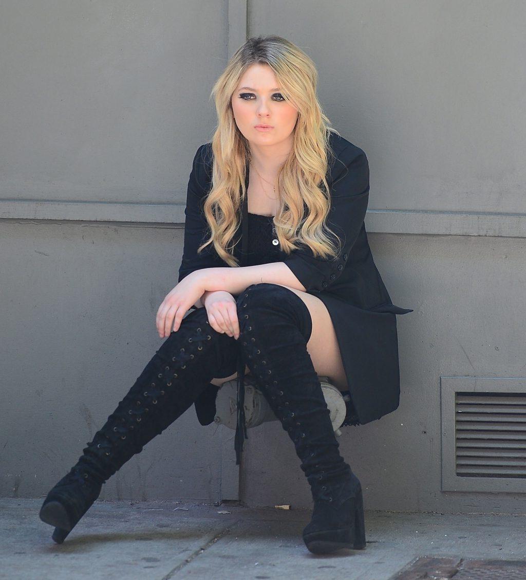 25P Abigail Breslin Erotic