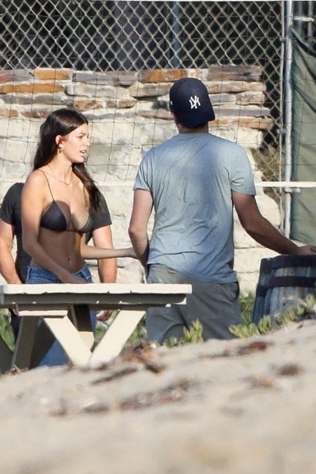 5P Camila Morrone Erotik
