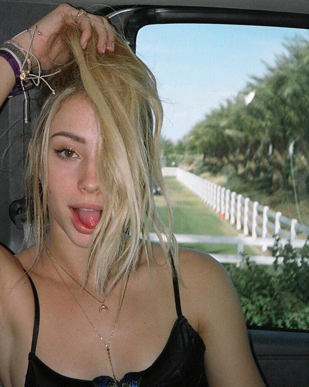 4P Charly Jordan Erotic