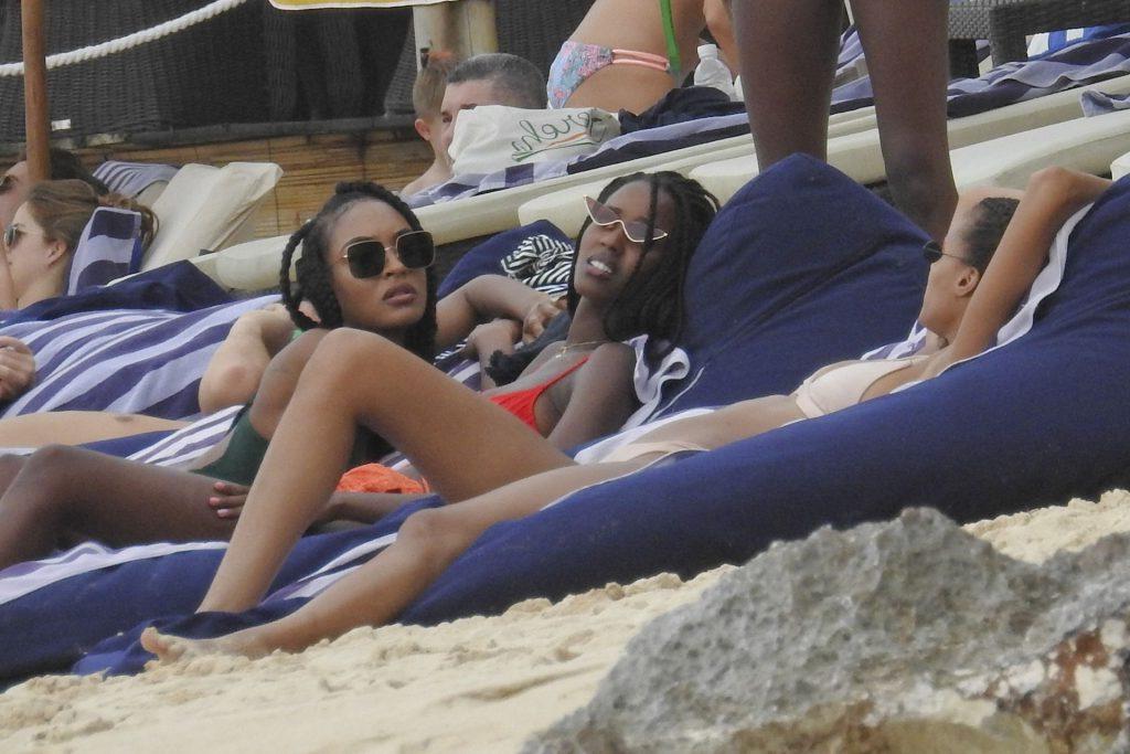 25P Jourdan Dunn & Cindy Bruna Erotic
