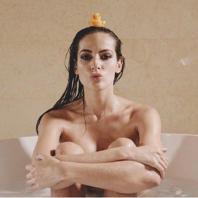 25P Daniela Camacho Erotic