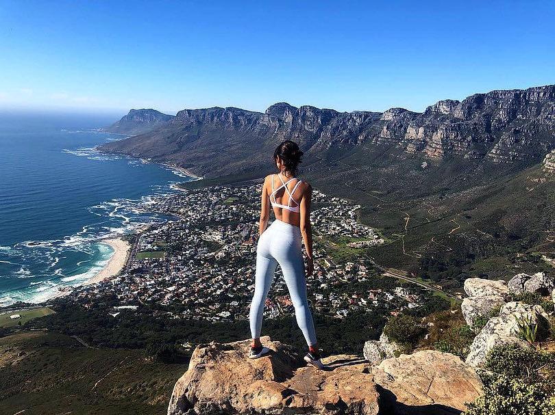 17P Eiza González Erotic