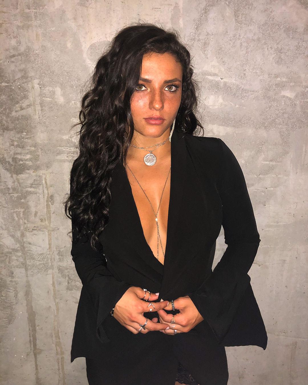 25P Jade Chynoweth Erotic