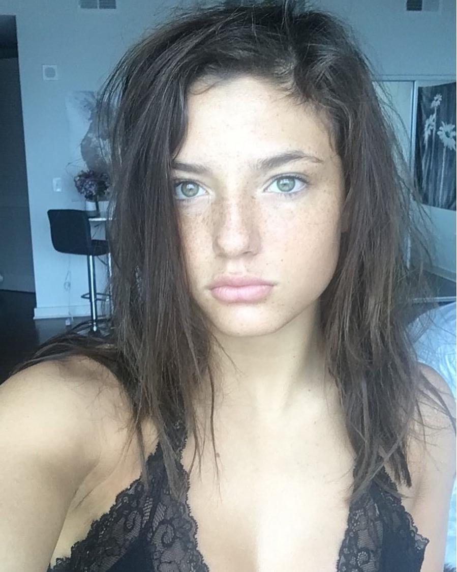 25P Jade Chynoweth Erotic