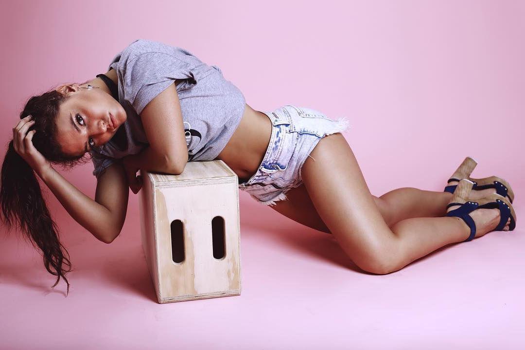 25P Jade Chynoweth Erotic