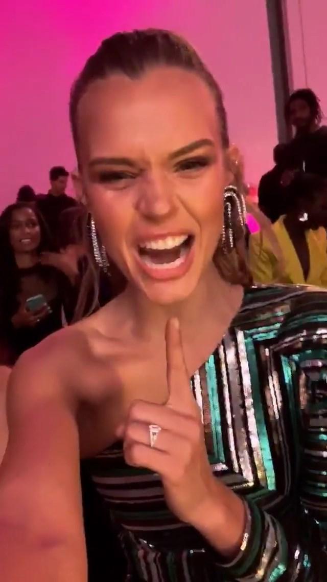 5P Josephine Skriver Erotic