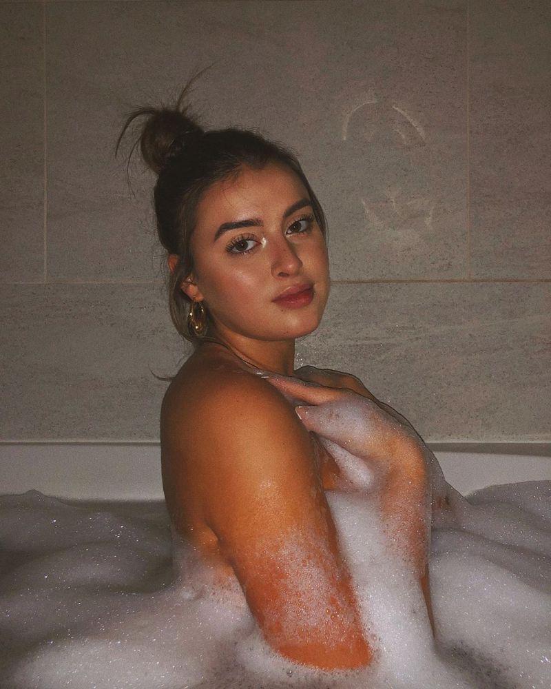 5P Kalani Hilliker Erotic