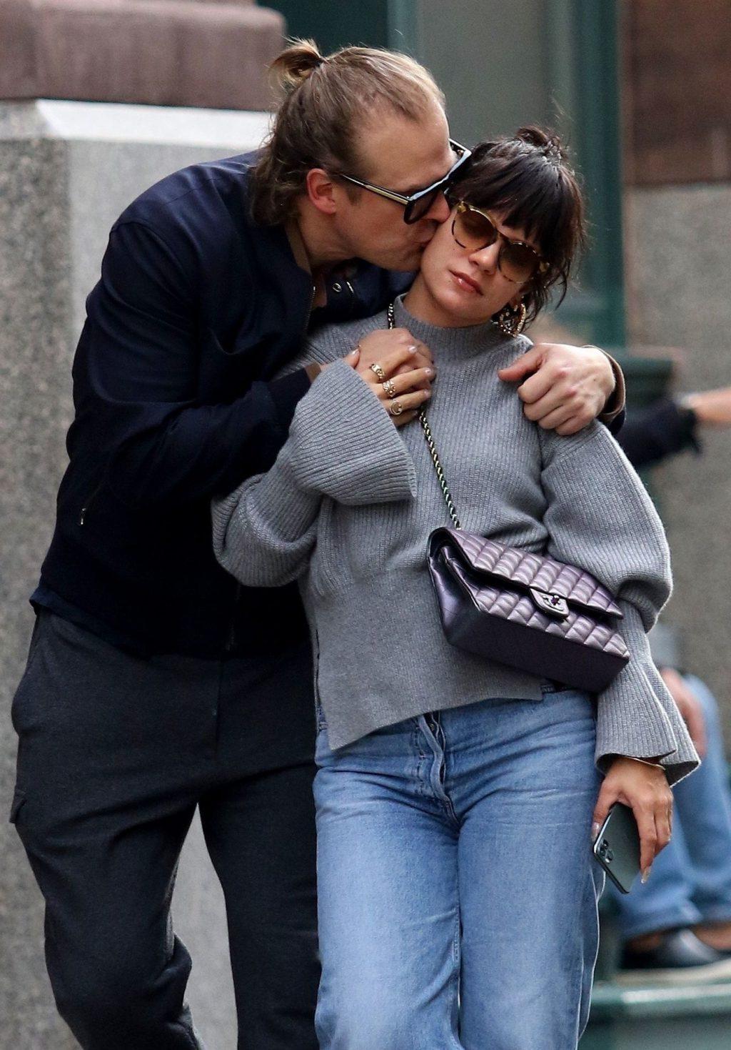 4P Lily Allen Erotic