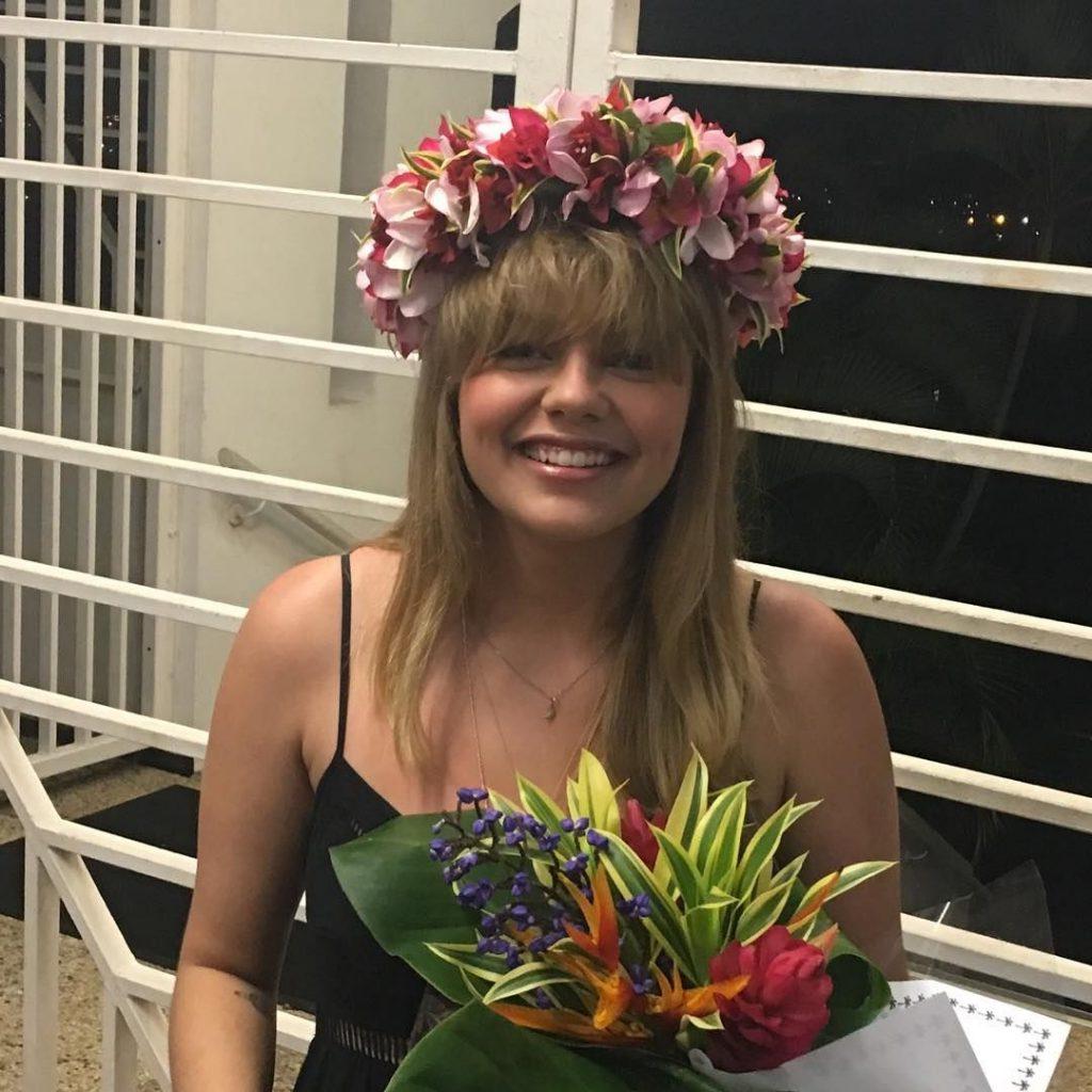 13P Louane Emera Erotic