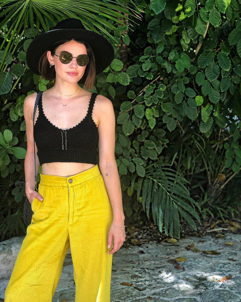 25P Lucy Hale Erotik