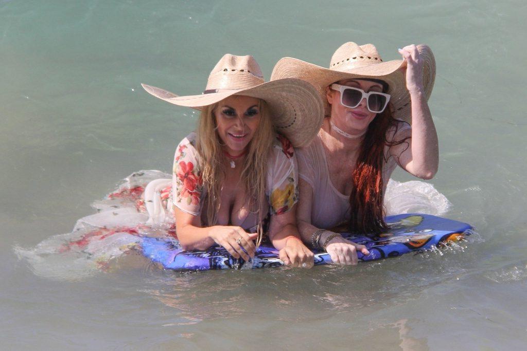 25P Phoebe Price & Marcela Iglesias Erotic