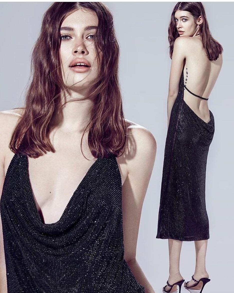 25P Mia Quinn Erotic