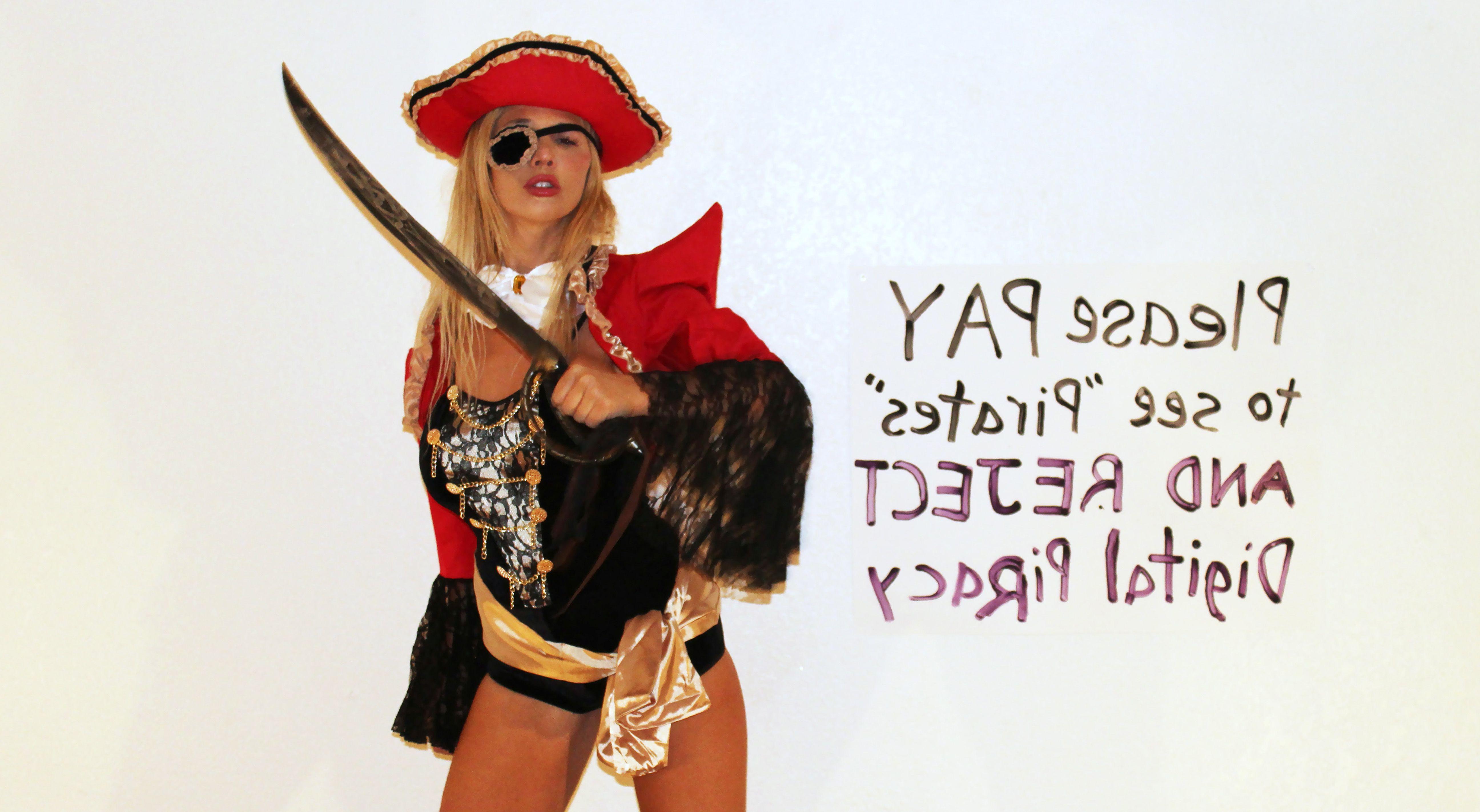 25P Nadeea Volianova: The Pirate’s Booty