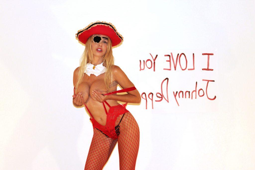 25P Nadeea Volianova: The Pirate’s Booty