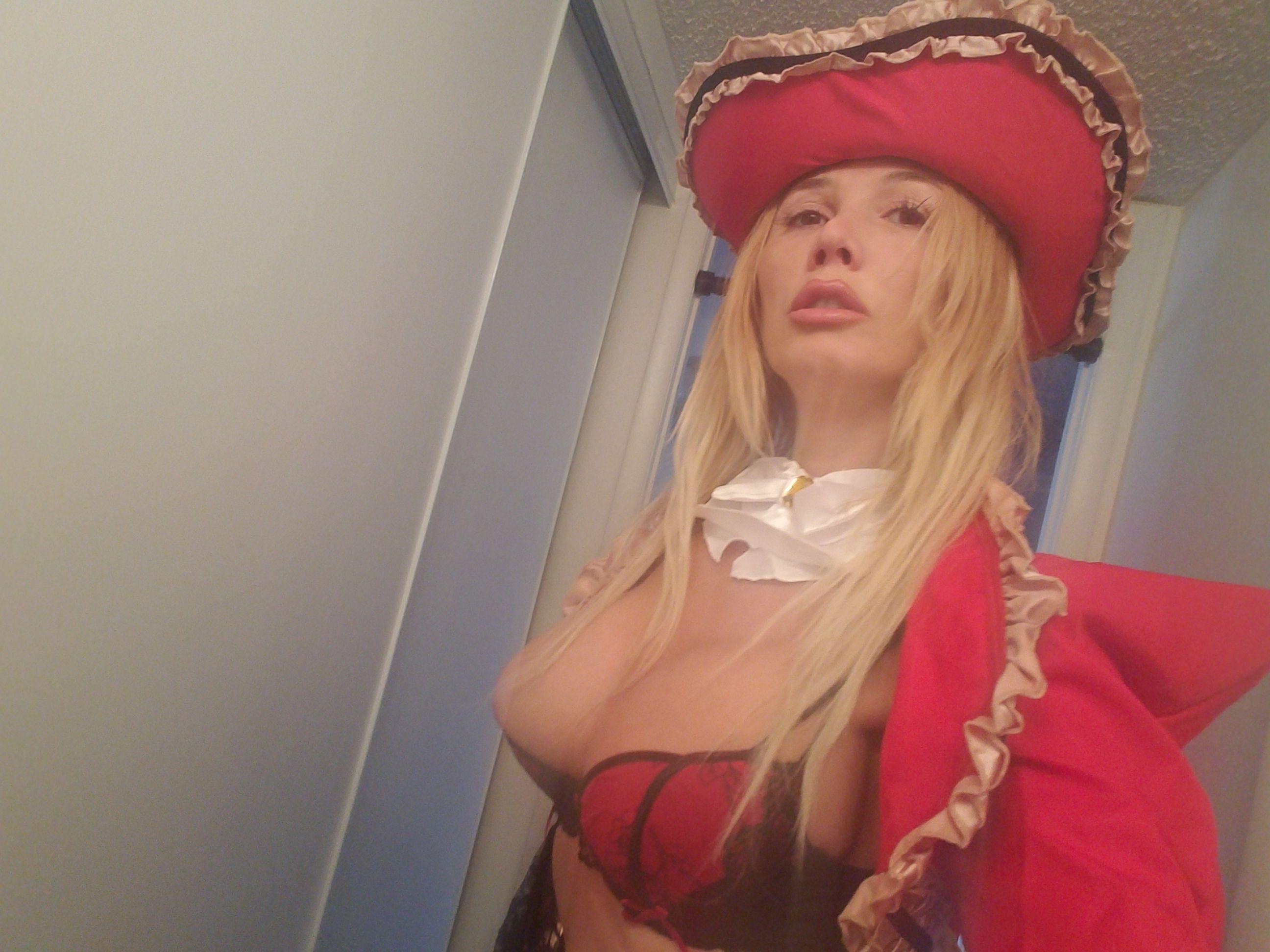 25P Nadeea Volianova: The Pirate’s Booty
