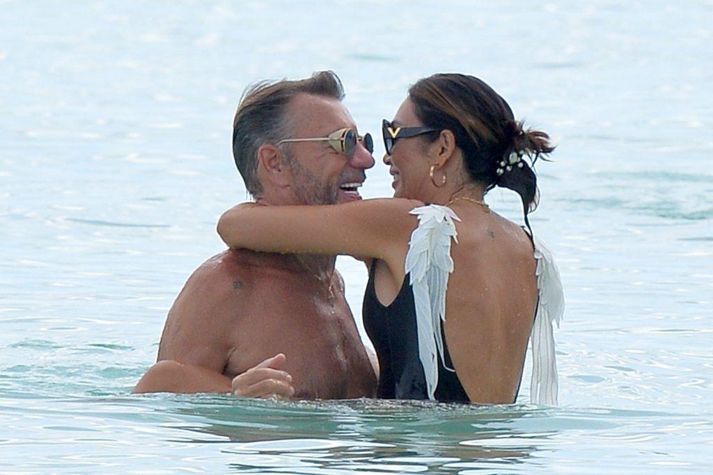 4P Nigora Bannatyne Erotic