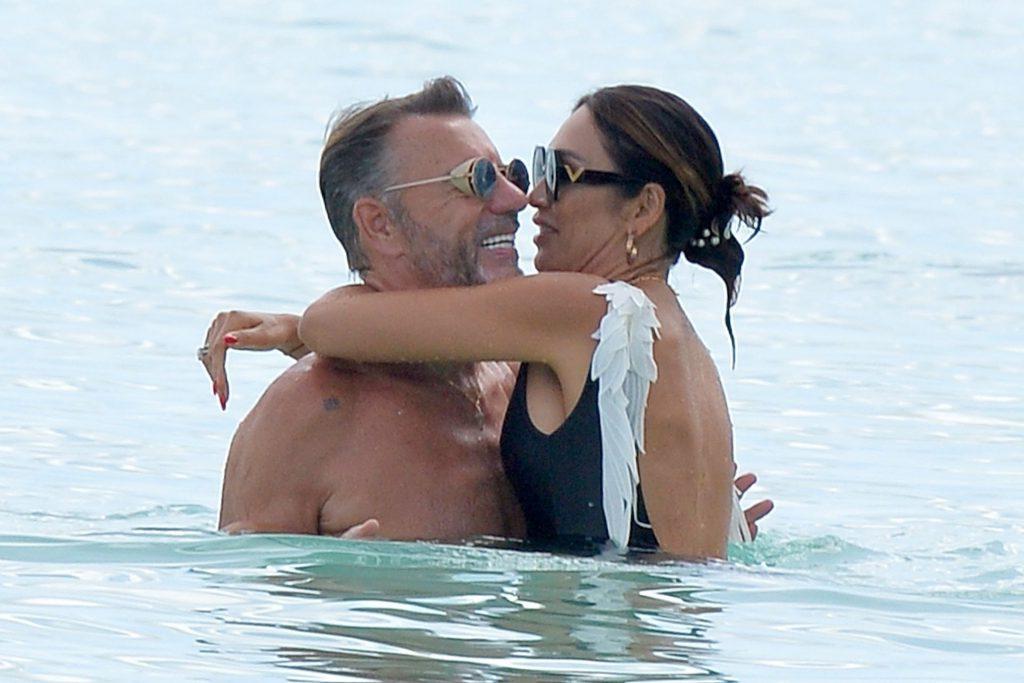 4P Nigora Bannatyne Erotic