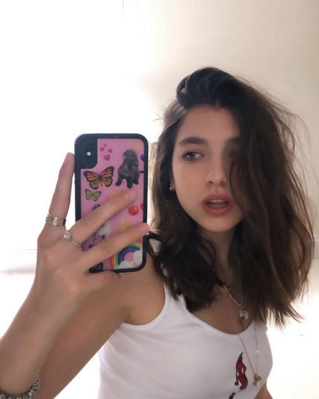 4P Rina Lipa Erotic