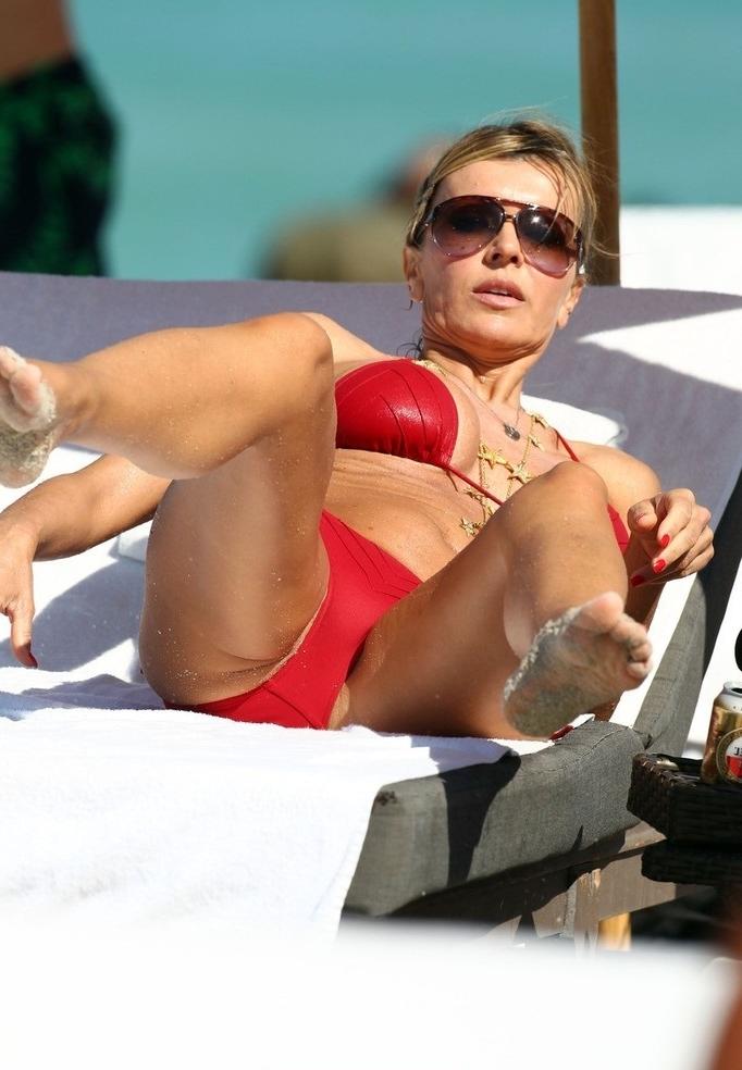 4P Rita Rusic Big Boobs and NipSlip photos