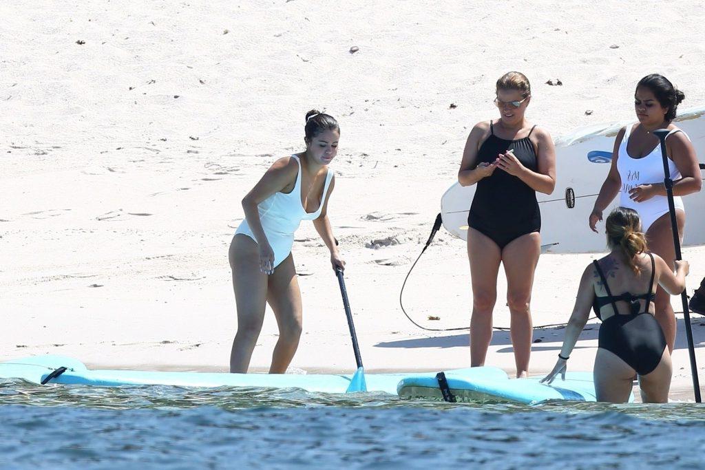 4P Selena Gomez Erotic