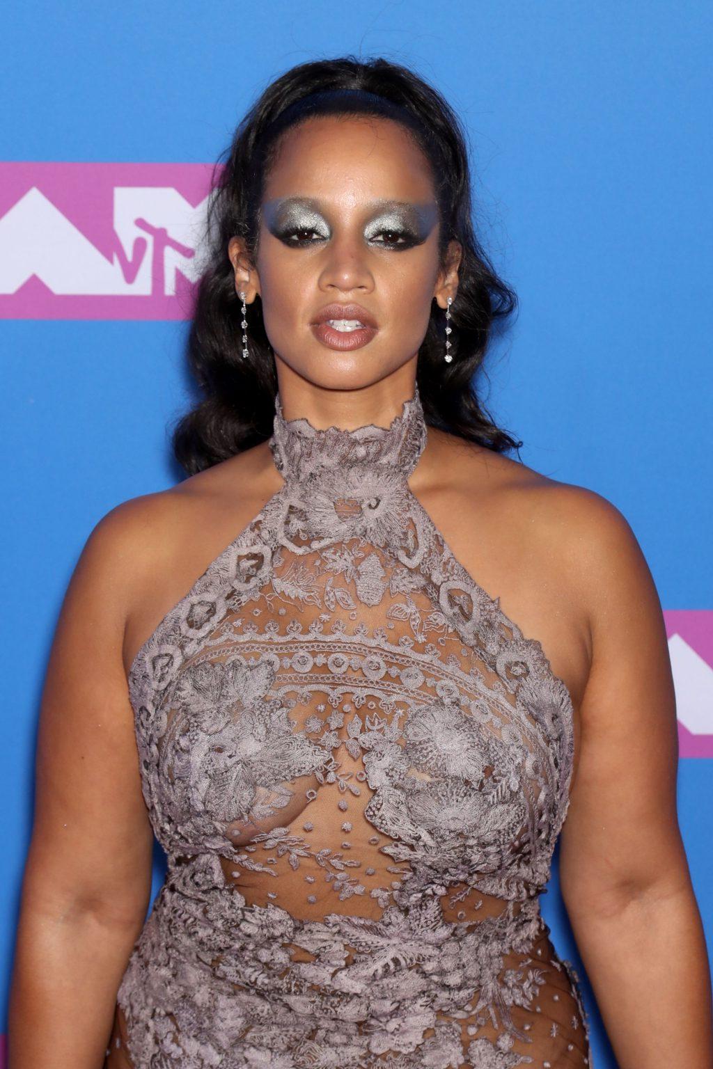 25P Dascha Polanco Erotic