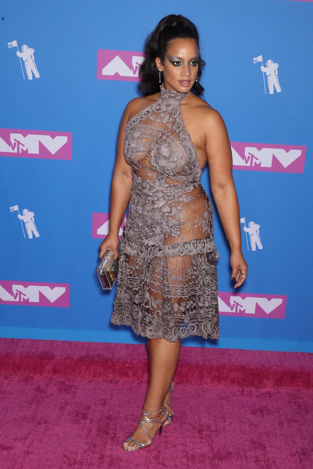 25P Dascha Polanco Erotic