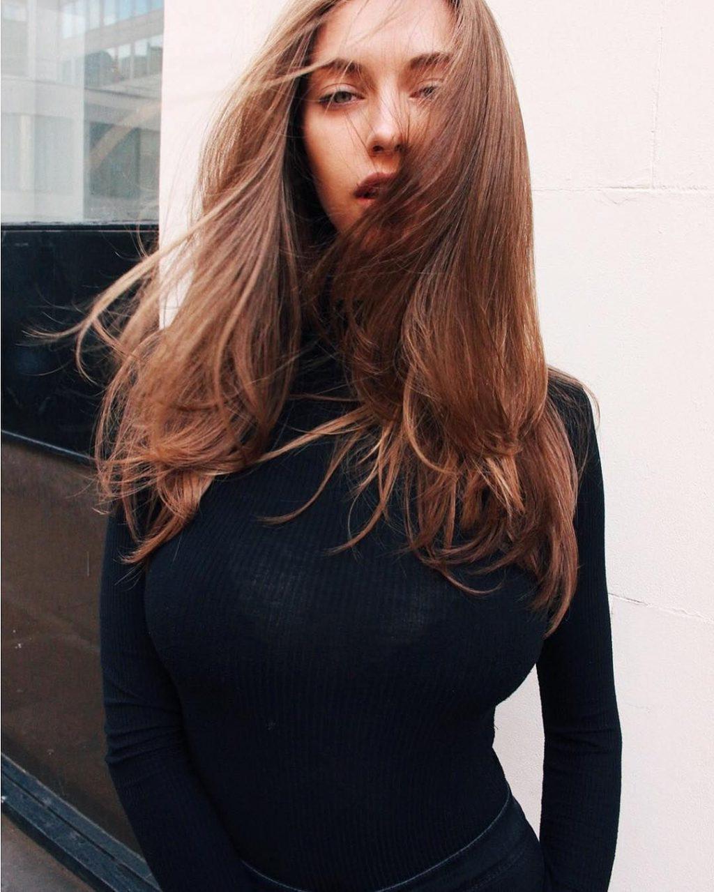 25P Yulia Rose Erotic