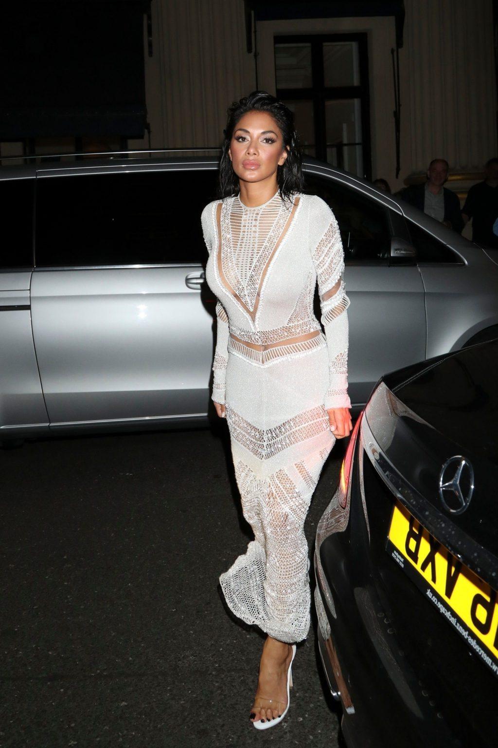 25P Nicole Scherzinger Erotic
