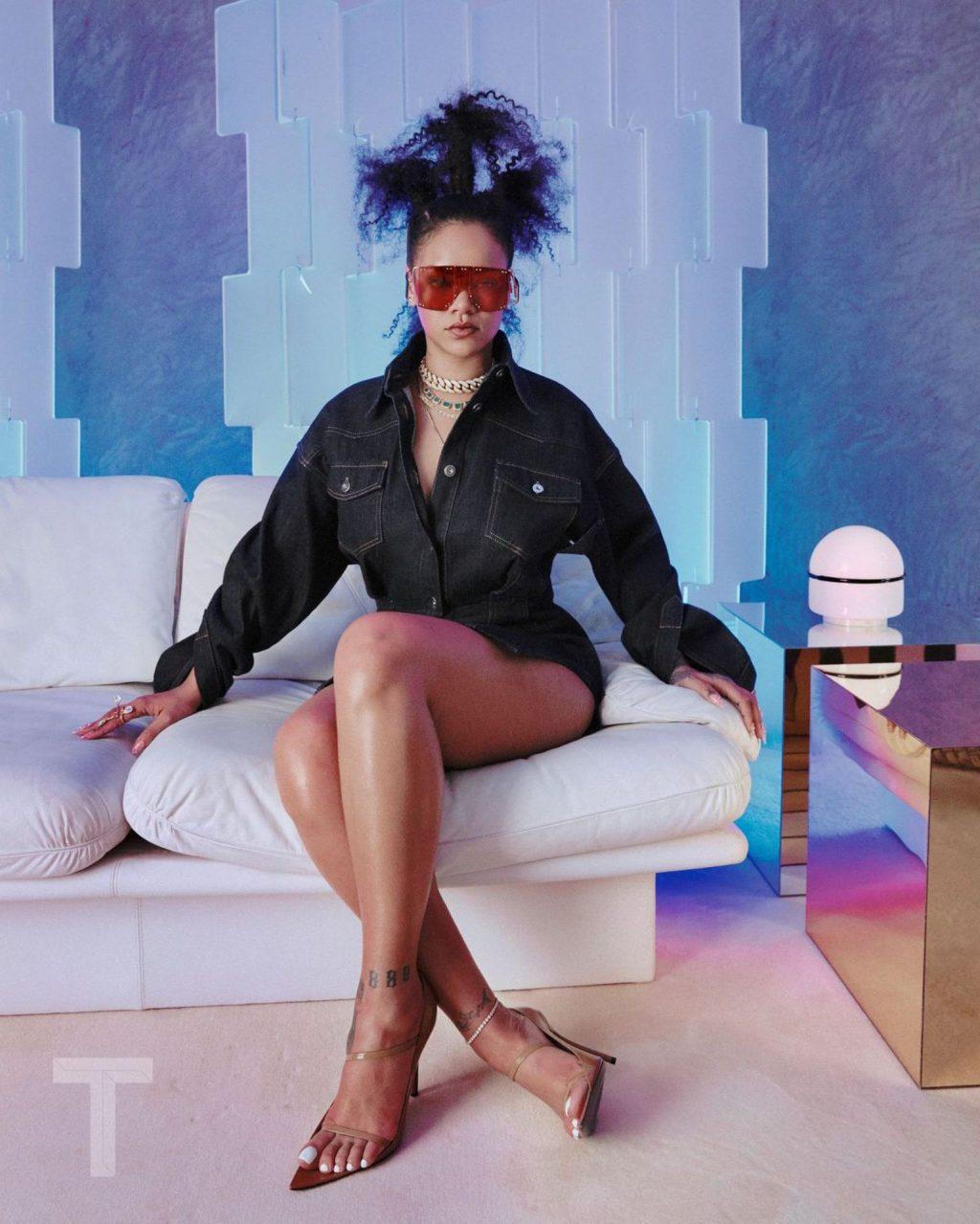 4P Rihanna Erotic