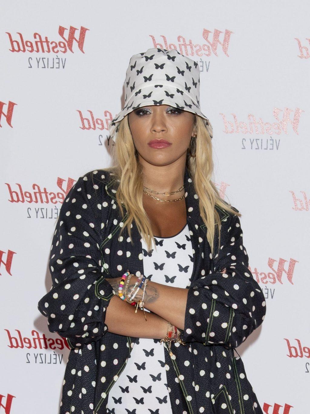 4P Rita Ora Erotic