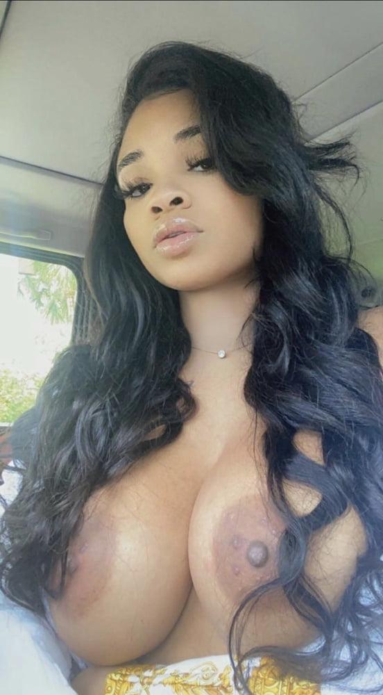 25P Ebony booty &amp; boobs 9