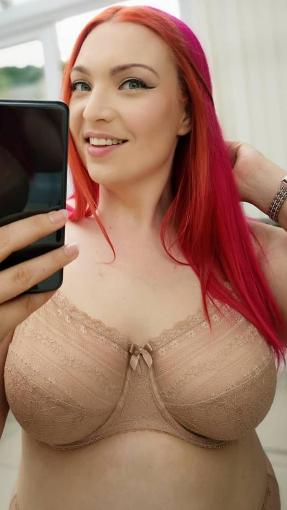 25P Cum Fuck These Big Tits