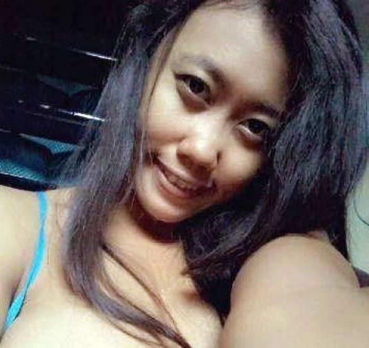 25P Leave comments on the pics of Pinays you want to see naked