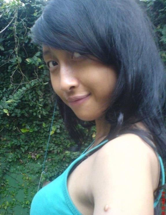25P Leave comments on the pics of Pinays you want to see naked