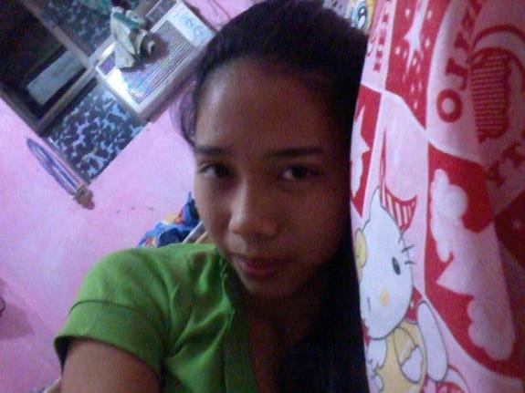 25P Leave comments on the pics of Pinays you want to see naked