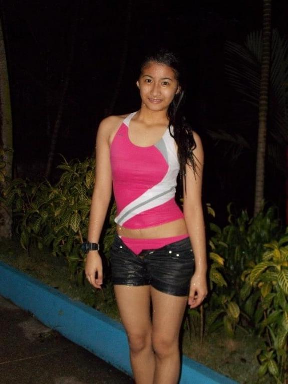 25P Leave comments on the pics of Pinays you want to see naked