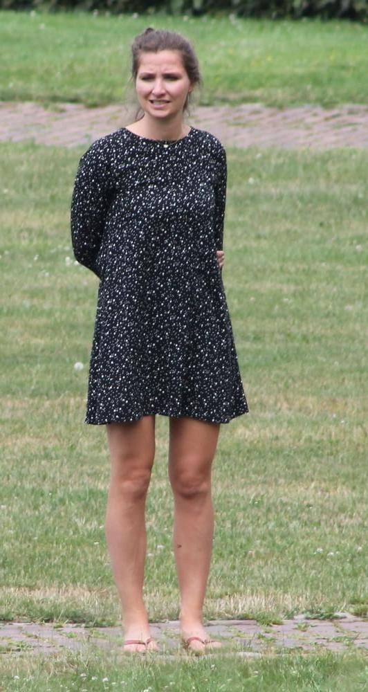 6P candid mom