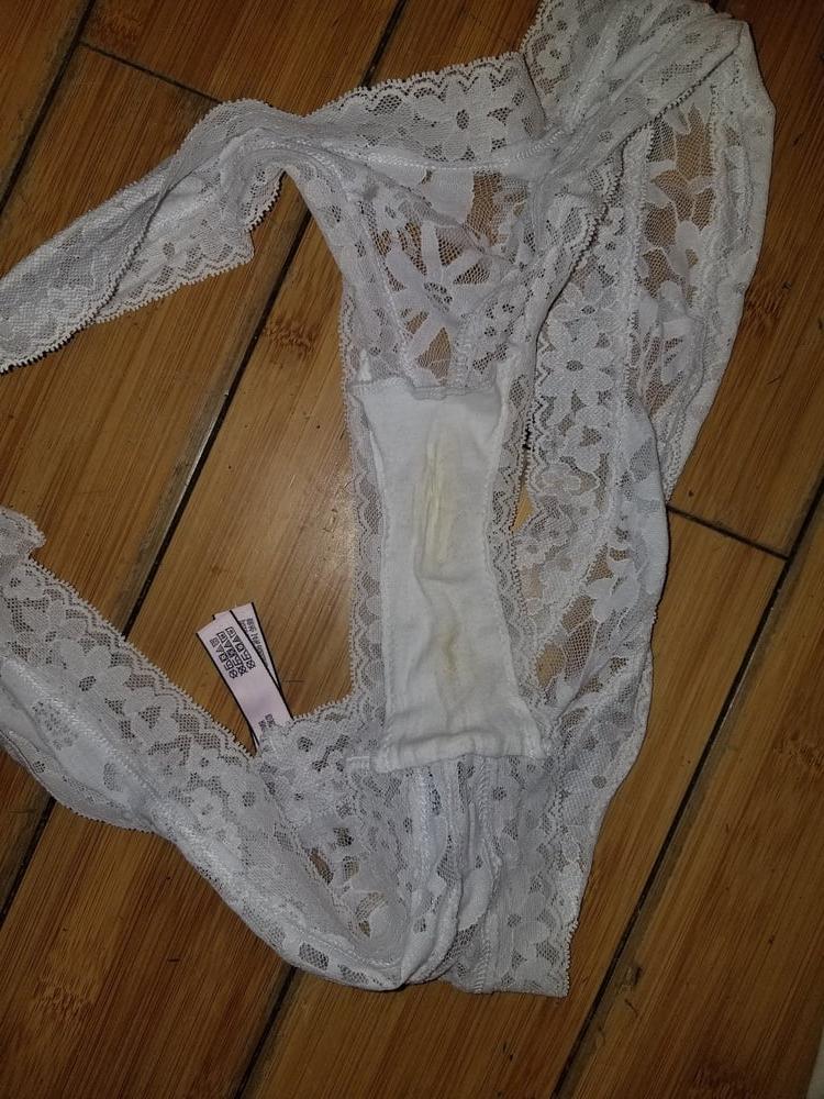 15P My Wife Cum Panties