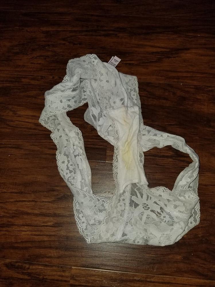 15P My Wife Cum Panties