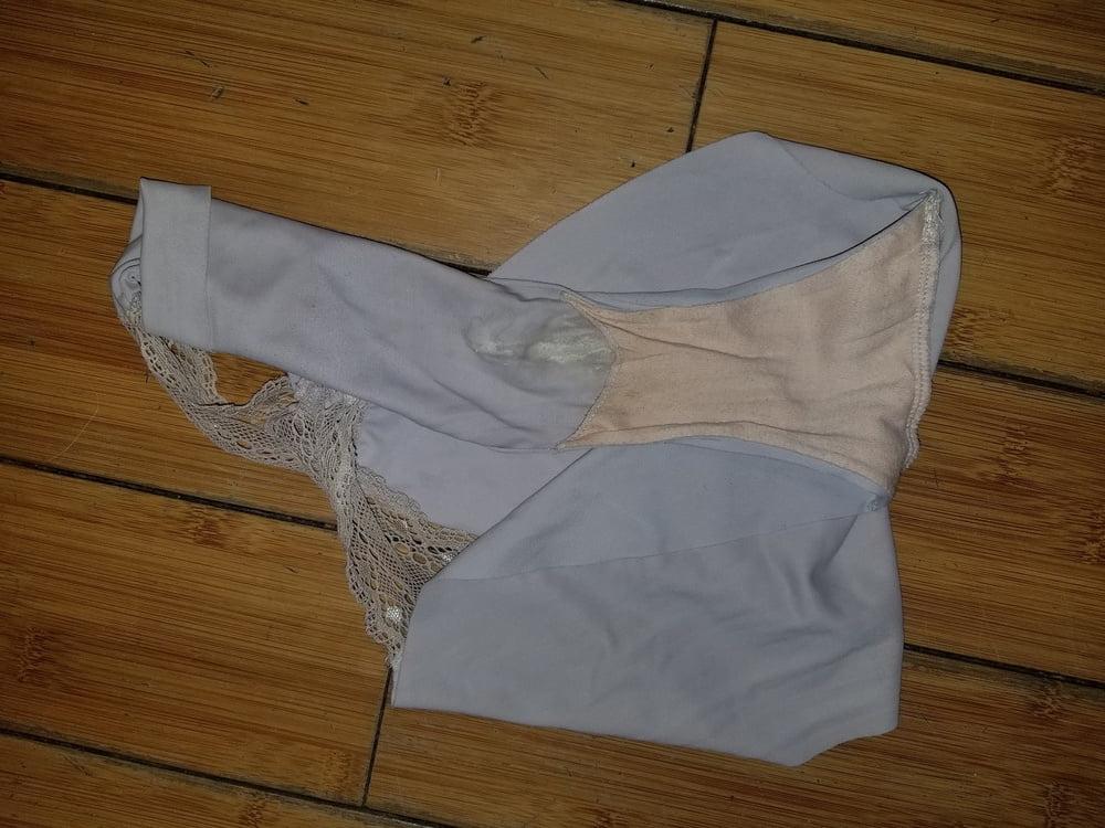 15P My Wife Cum Panties