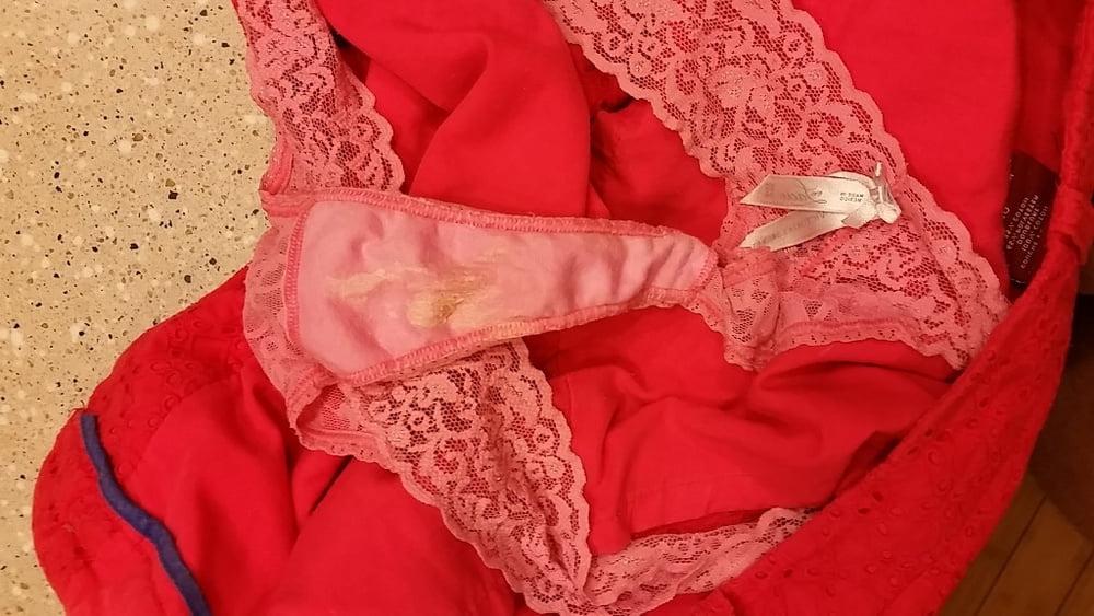 15P My Wife Cum Panties