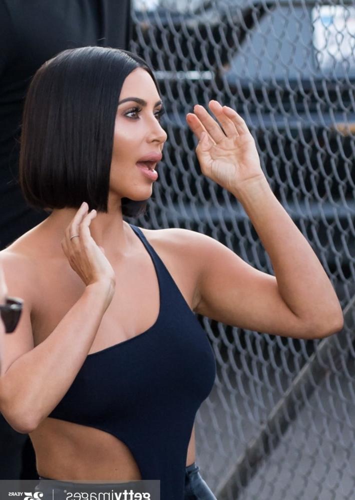 25P Cum On Kim Kardashian