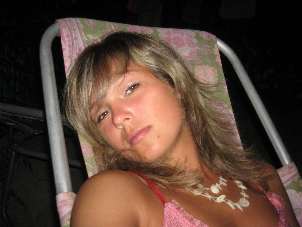25P Webslut homemade - Real petite 18 teen