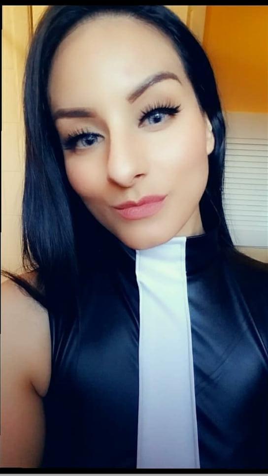25P Latina Cosplayer For Cum Tribute and Comments