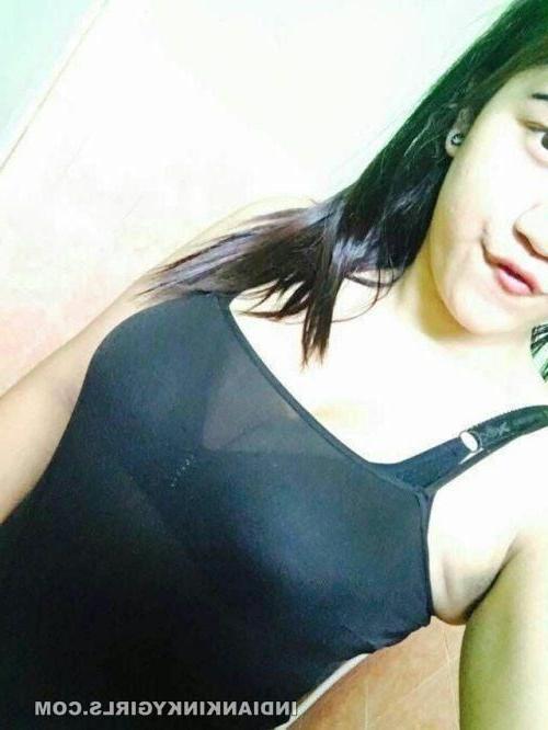 11P Big Boobs College Girl From Shimla Nude Selfies