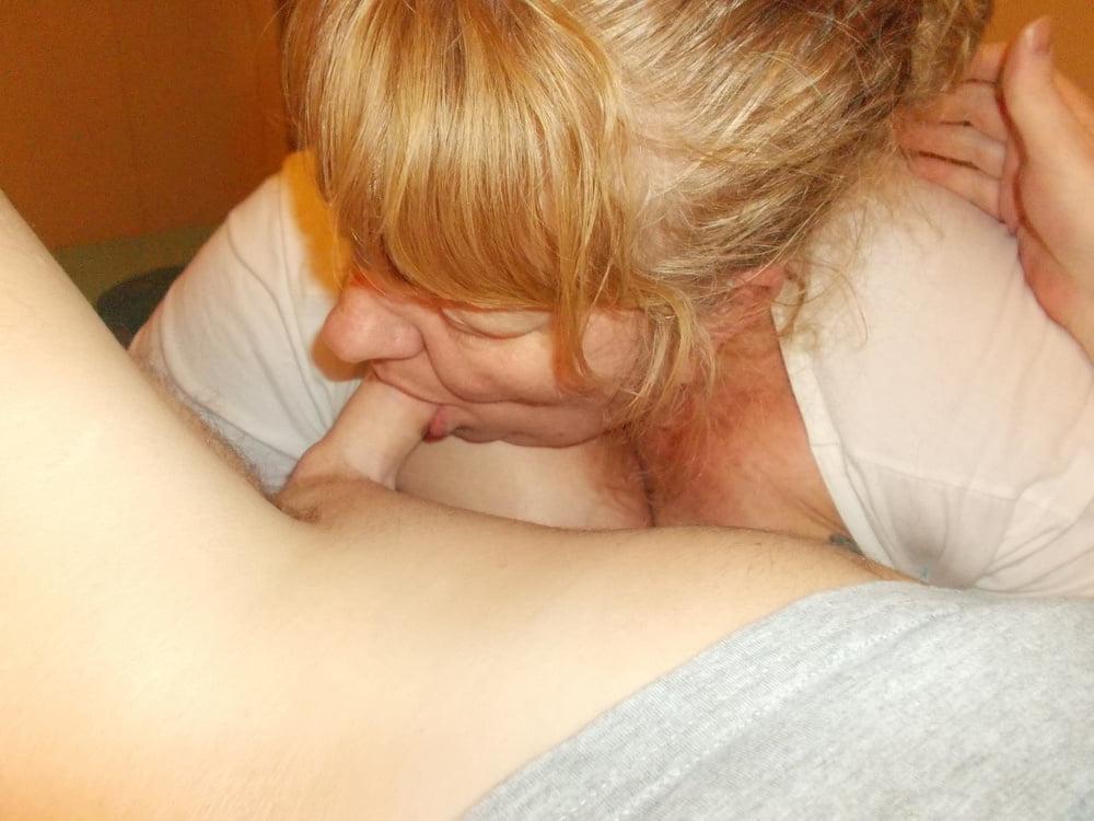 25P 9. English BBW exposed by hubby