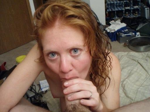 25P Sexy redhead milf with big boobs