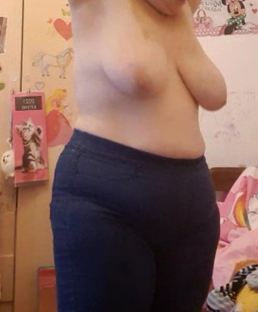 11P Good morning changing clothes