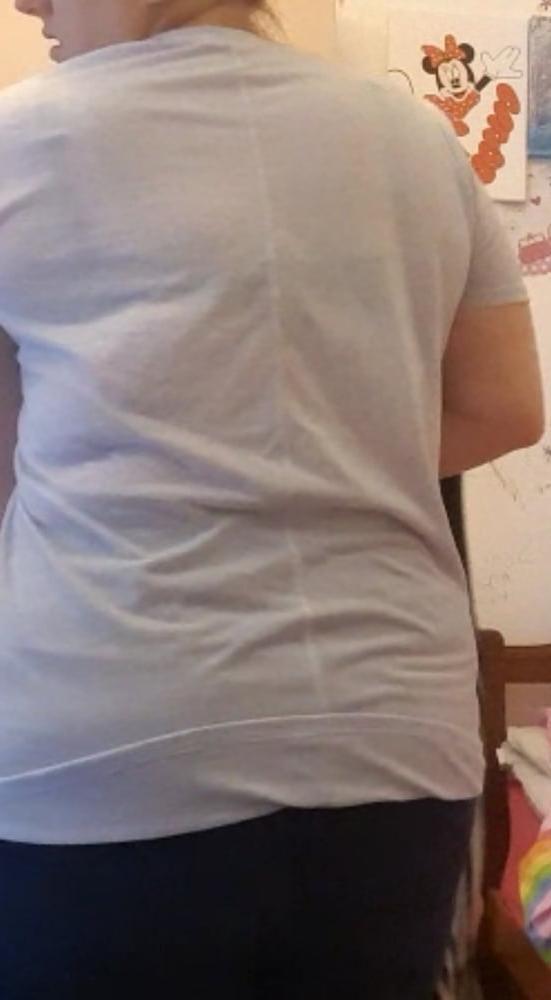 11P Good morning changing clothes